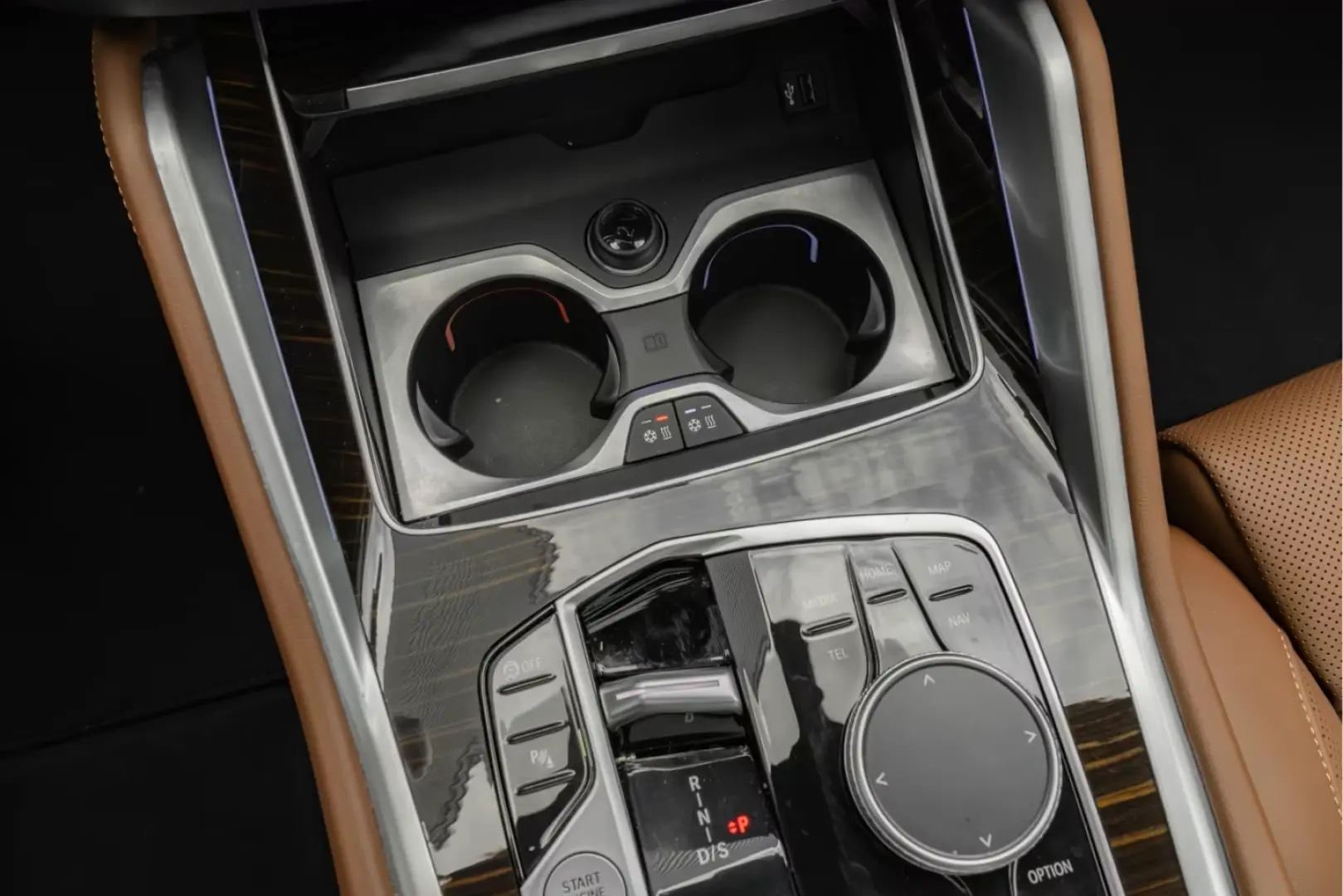 BMW X6 40 i xDrive M Sport -Pano-AHK