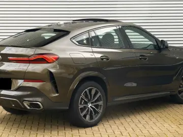 BMW X6 40 i xDrive M Sport -Pano-AHK