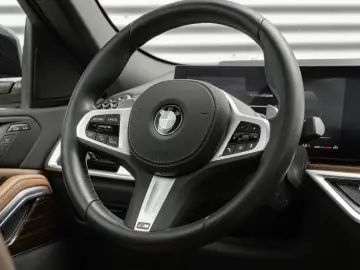 BMW X6 40 i xDrive M Sport -Pano-AHK