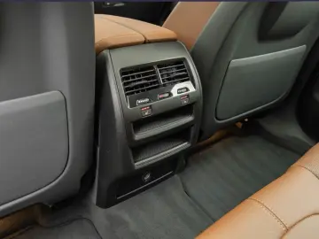 BMW X6 40 i xDrive M Sport -Pano-AHK