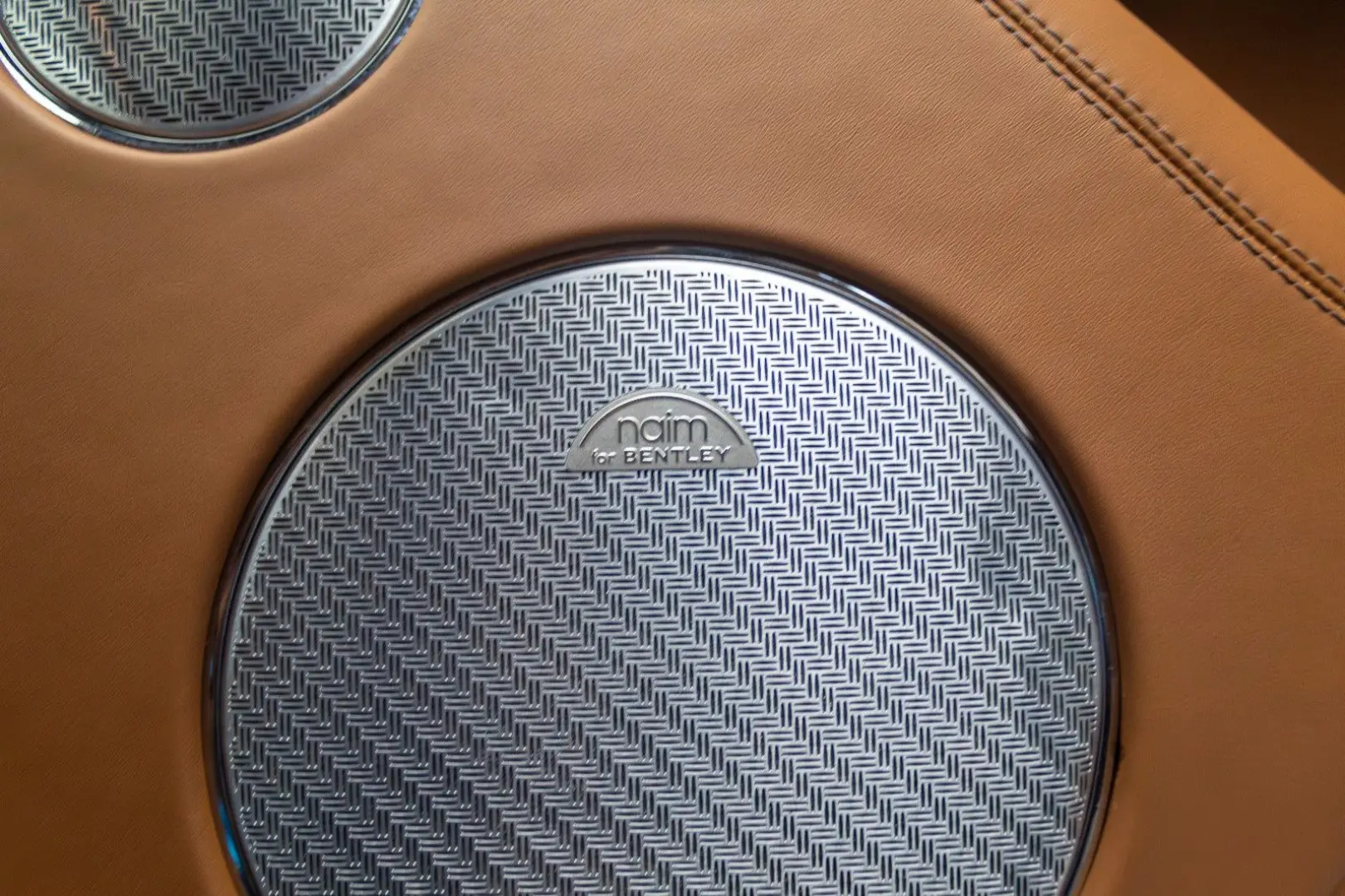 Bentley Bentayga  BRIETLING  V8  NAIM AUDIO SYSTEM