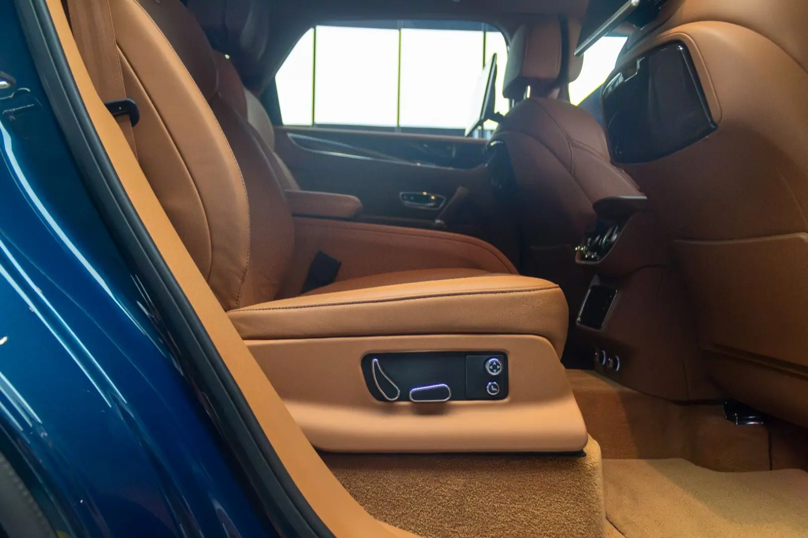 Bentley Bentayga  BRIETLING  V8  NAIM AUDIO SYSTEM
