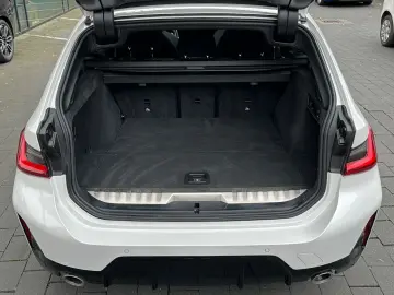 330 e xDrive Touring M Sport