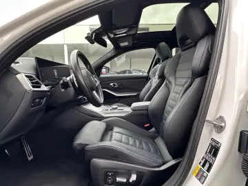 330 e xDrive Touring M Sport