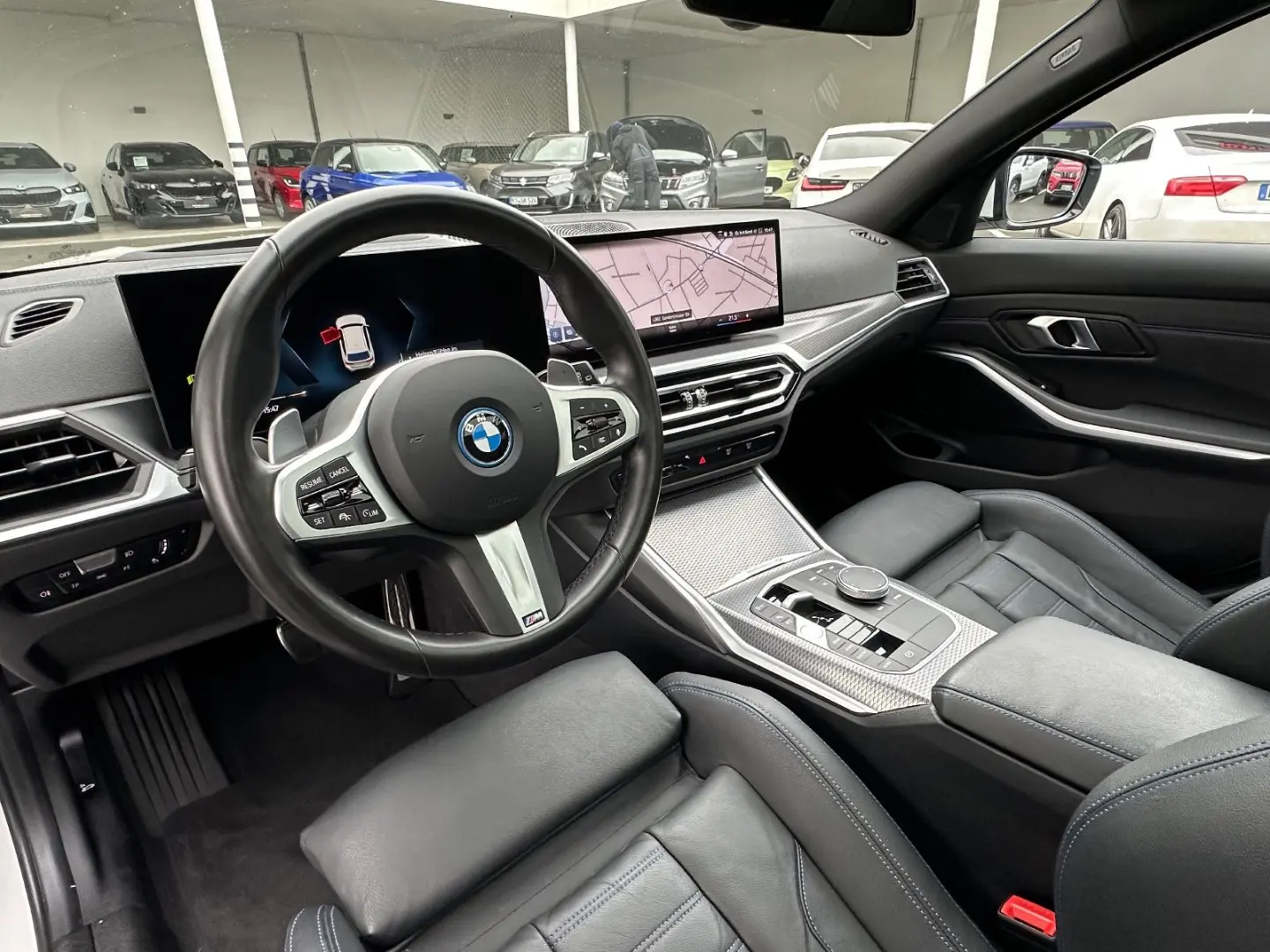 330 e xDrive Touring M Sport
