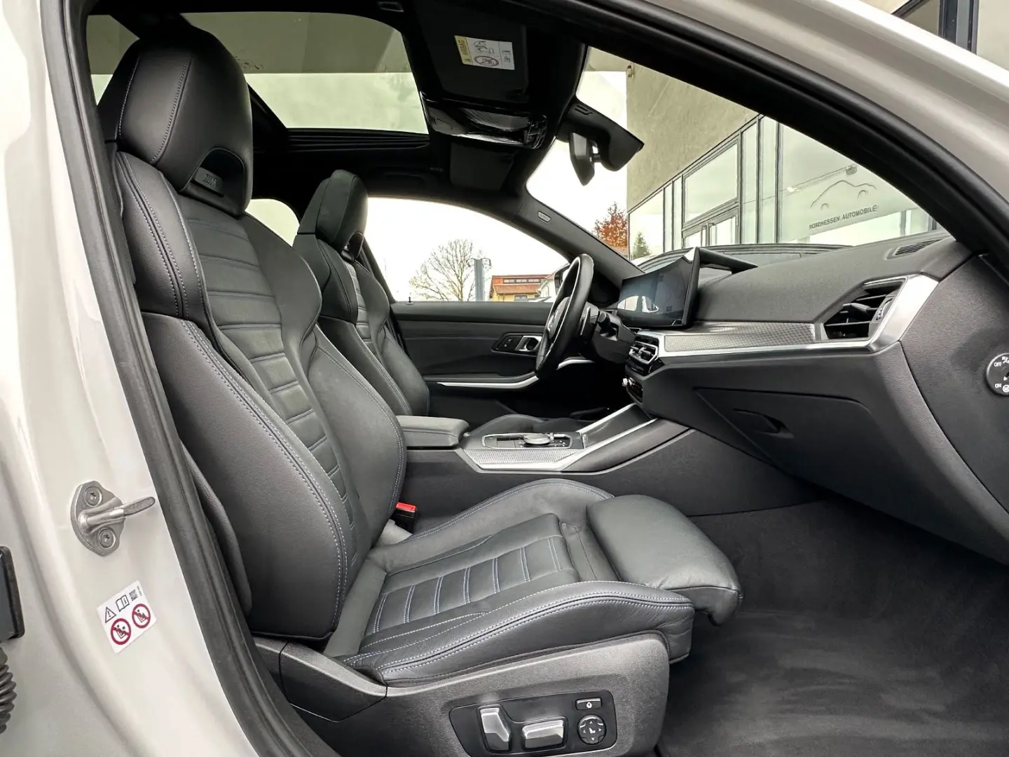 330 e xDrive Touring M Sport