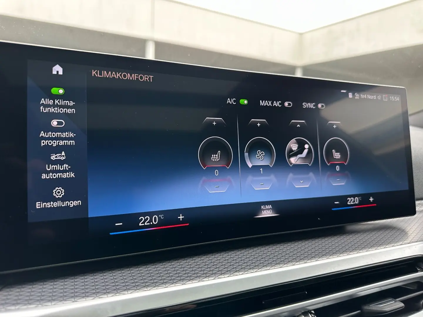 330 e xDrive Touring M Sport