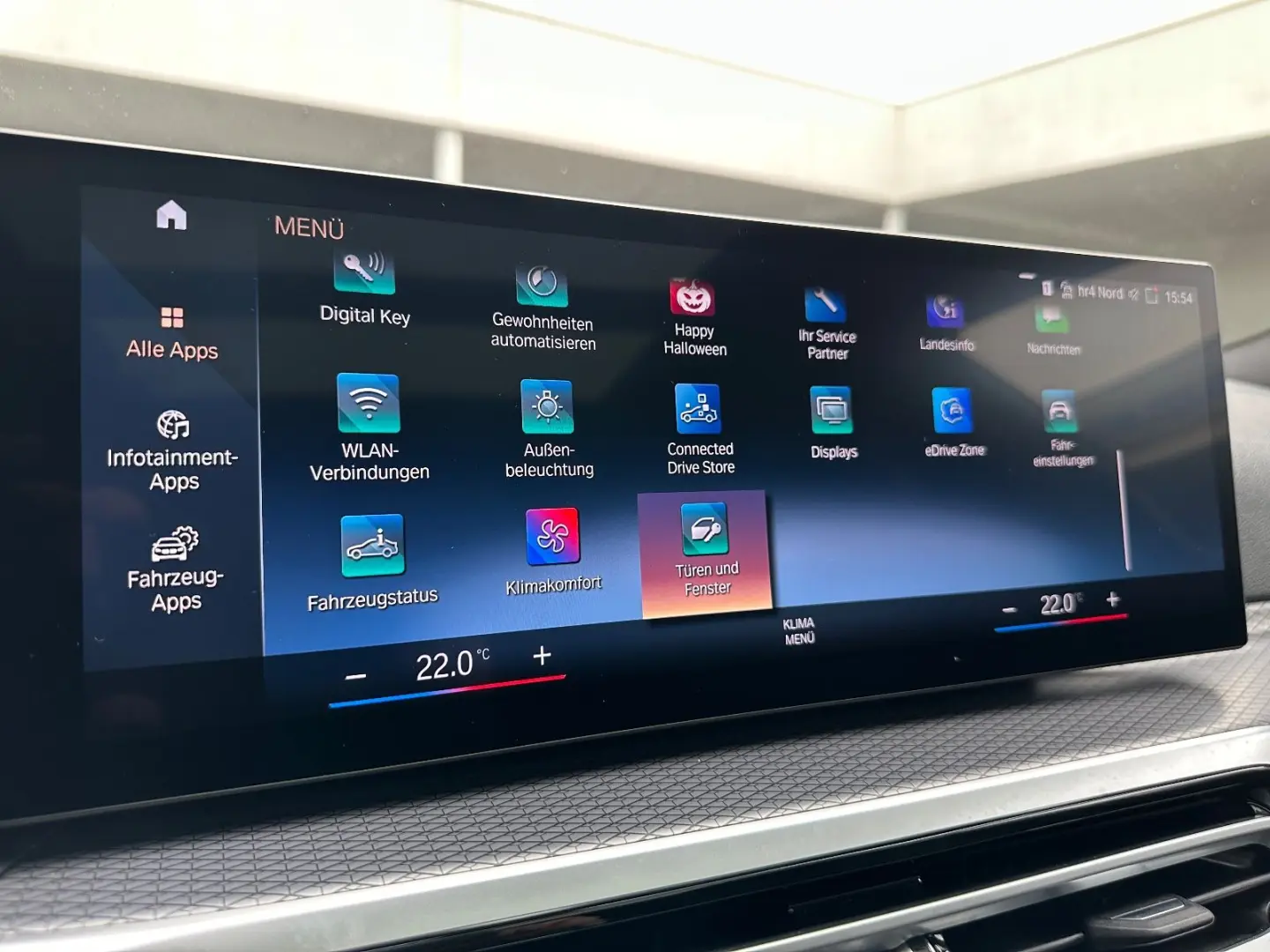 330 e xDrive Touring M Sport