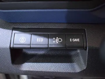 DACIA DUSTER 1.6 HEV 140 Journey