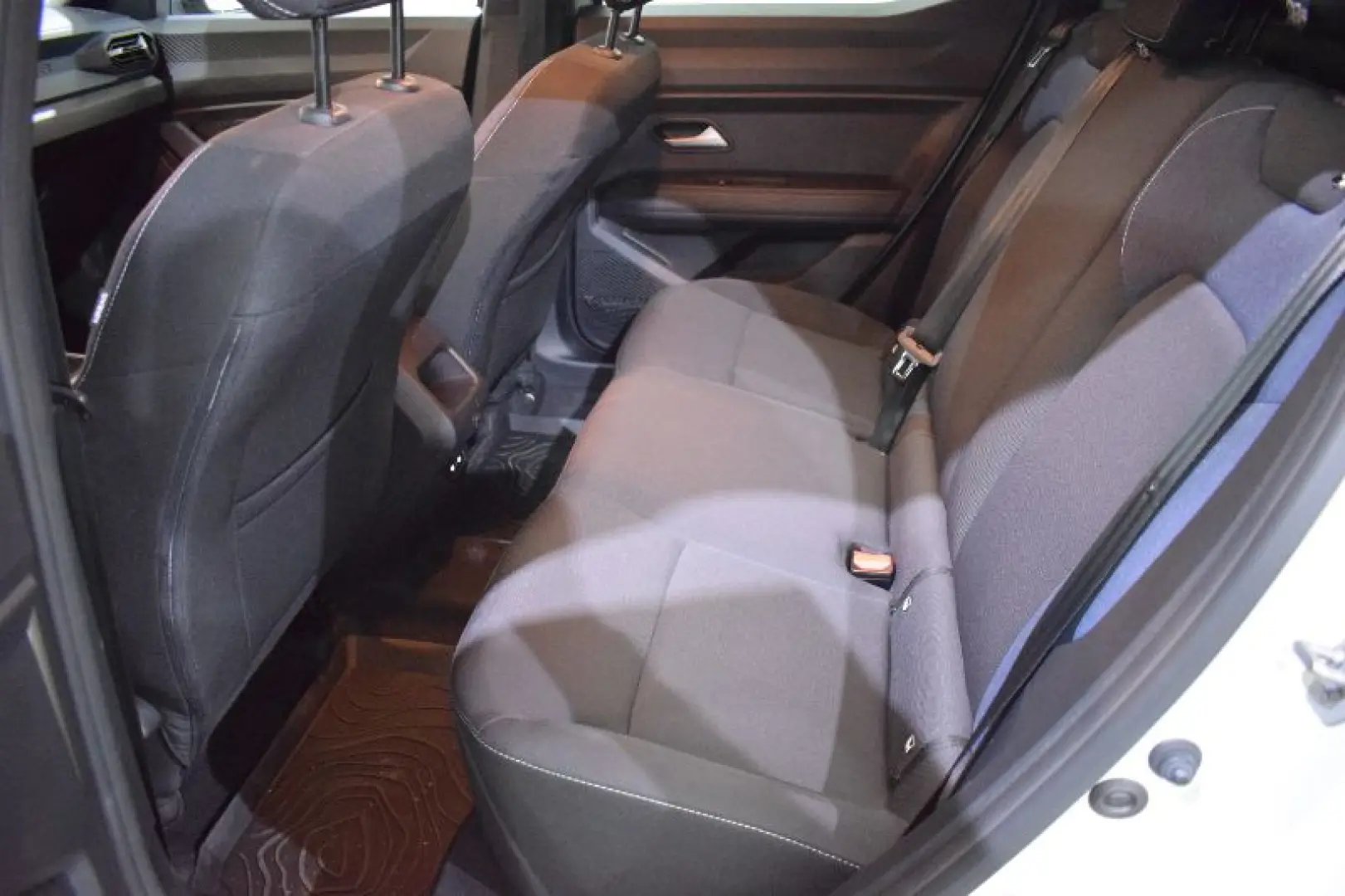 DACIA DUSTER 1.6 HEV 140 Journey