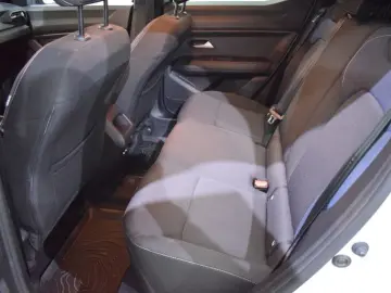 DACIA DUSTER 1.6 HEV 140 Journey