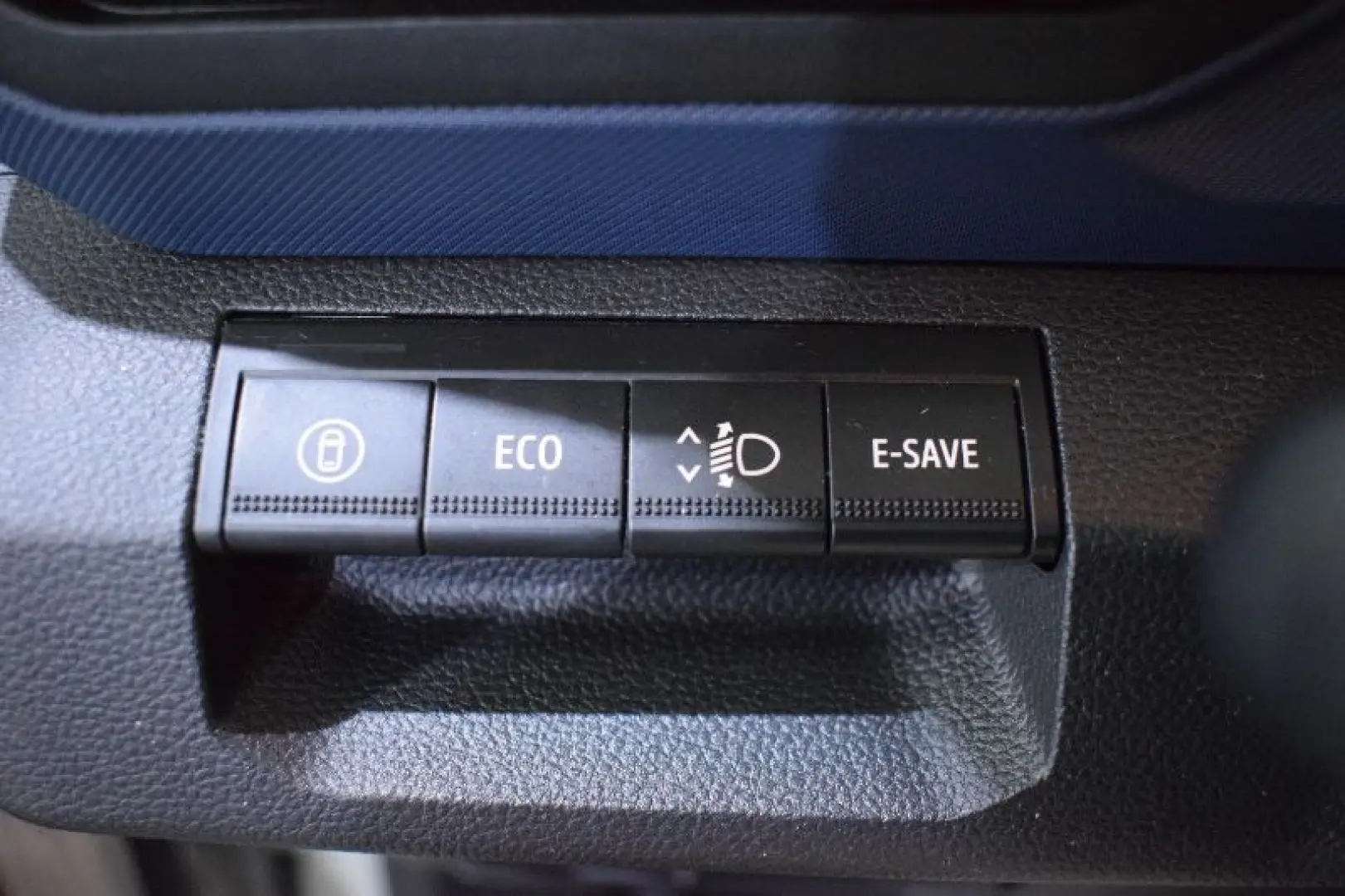 DACIA DUSTER 1.6 HEV 140 Journey