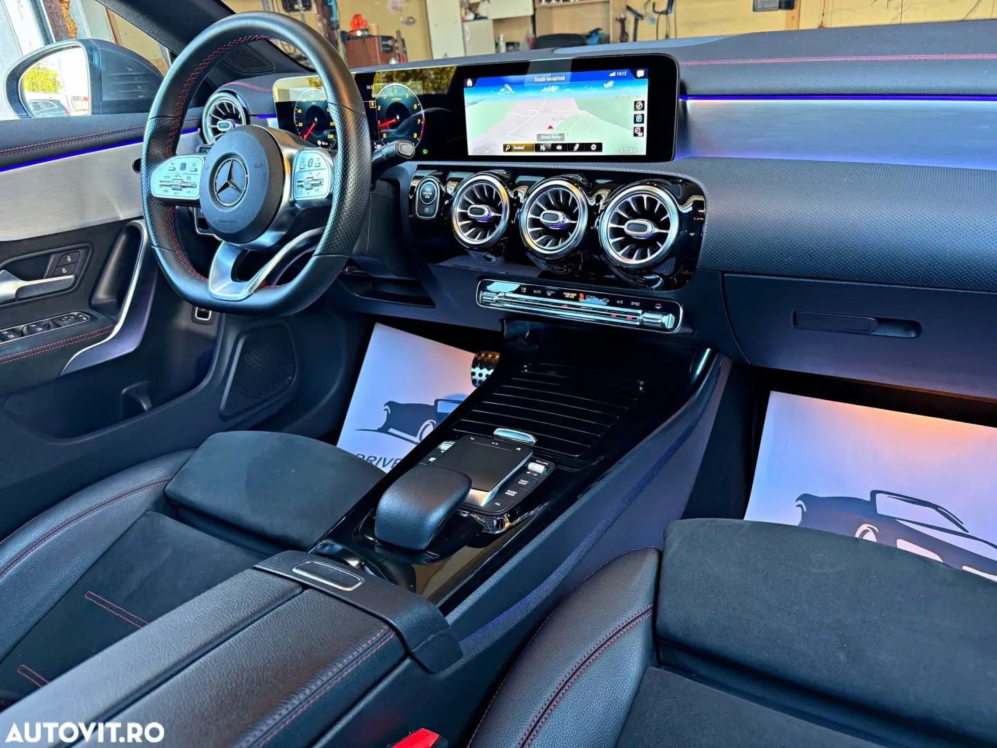 MERCEDES-BENZ CLA 180 AMG