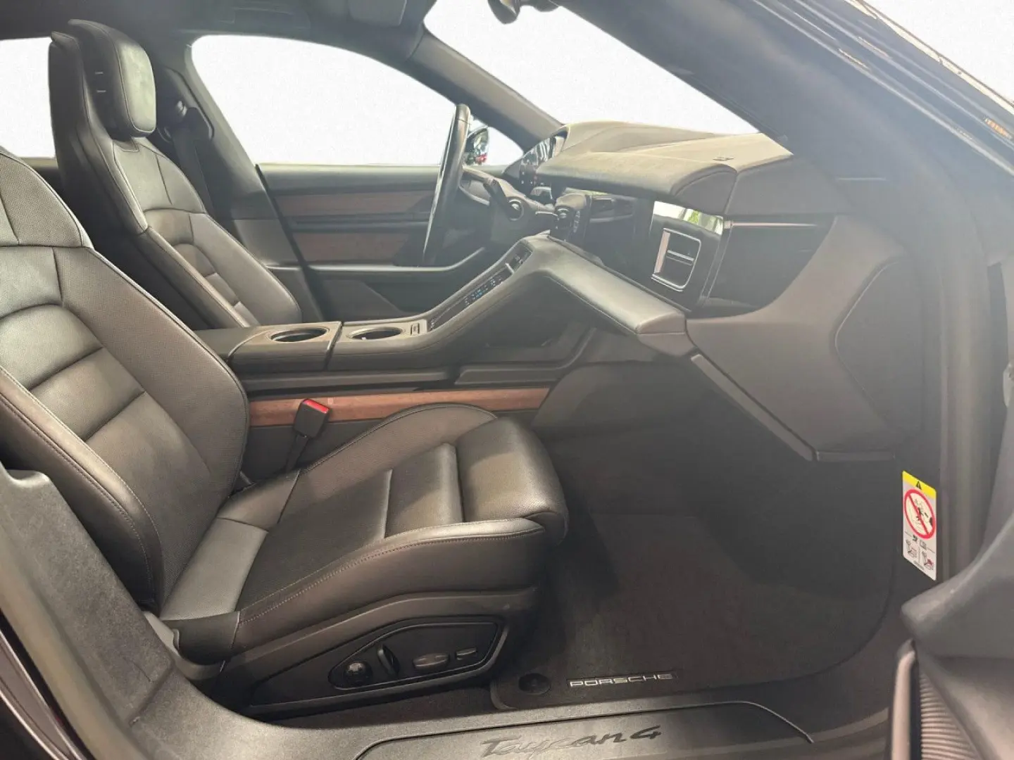 Taycan 4 Cross Turismo