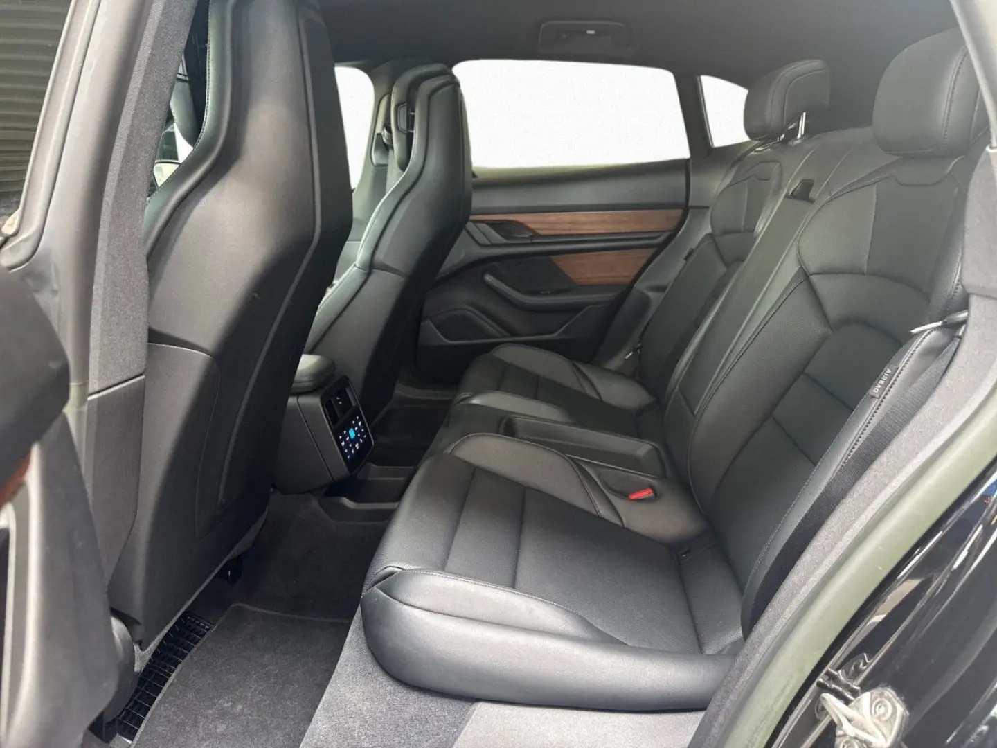 Taycan 4 Cross Turismo