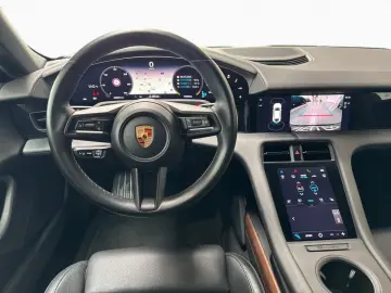 Taycan 4 Cross Turismo