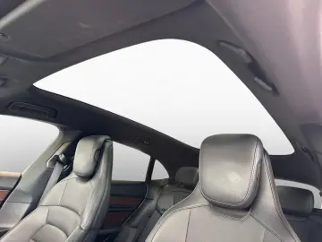 Taycan 4 Cross Turismo