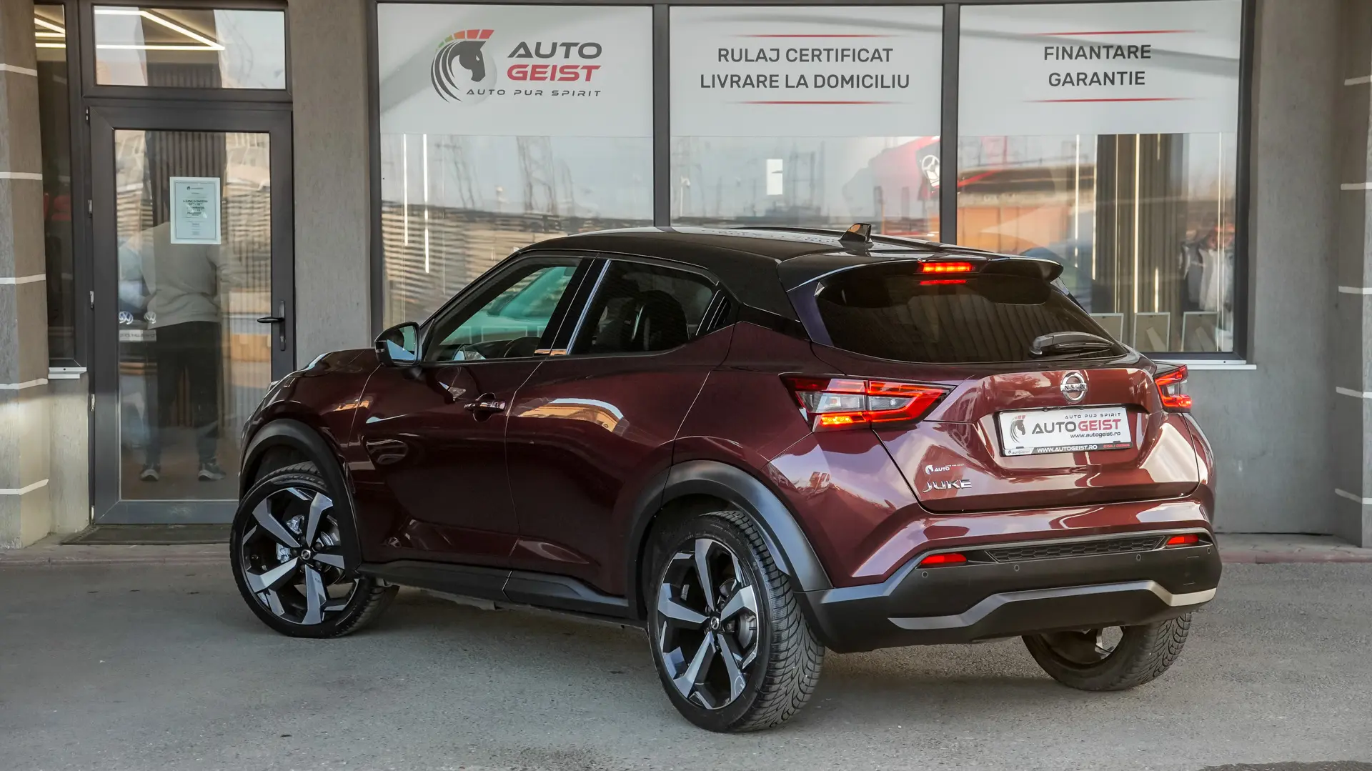 NISSAN JUKE