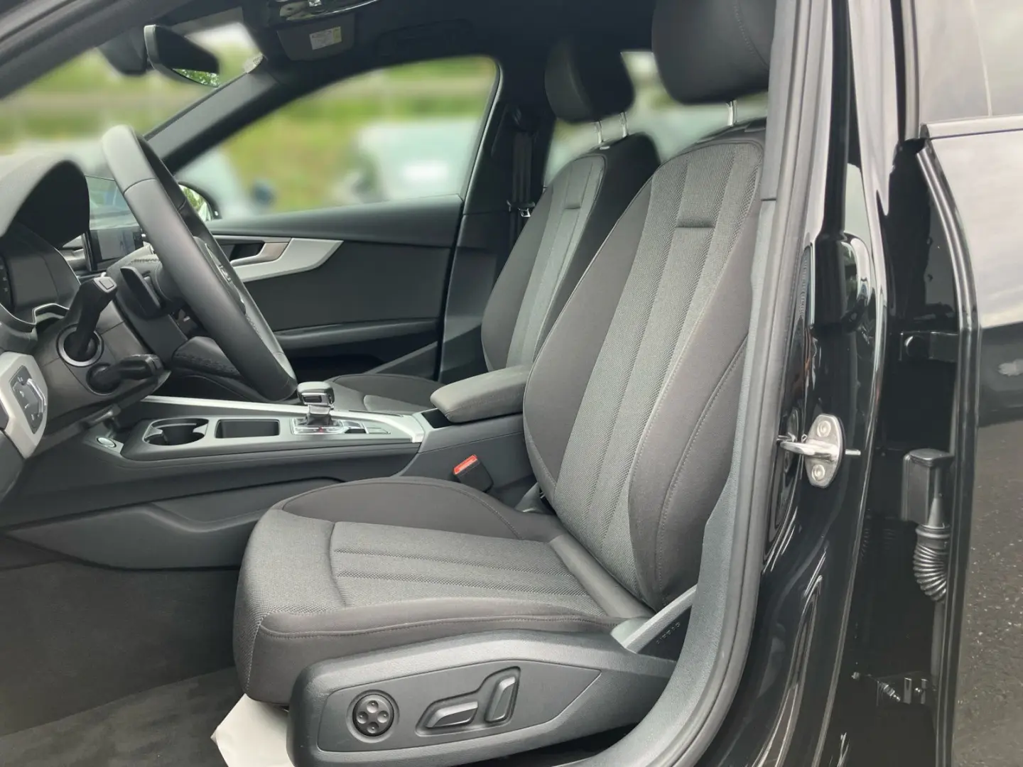 A4 Limousine advanced 40 TFSI S-tronic   Matrix