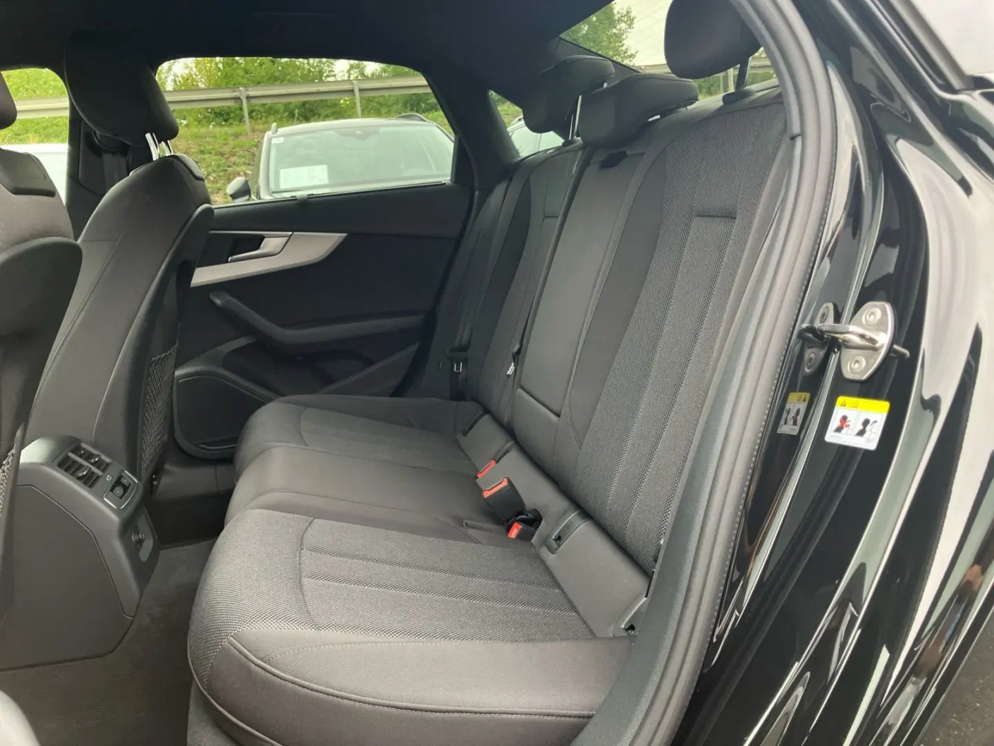 A4 Limousine advanced 40 TFSI S-tronic   Matrix