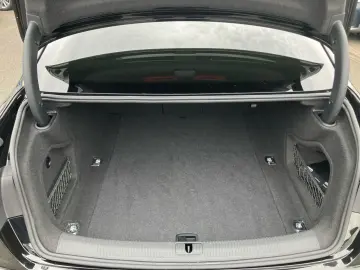A4 Limousine advanced 40 TFSI S-tronic   Matrix