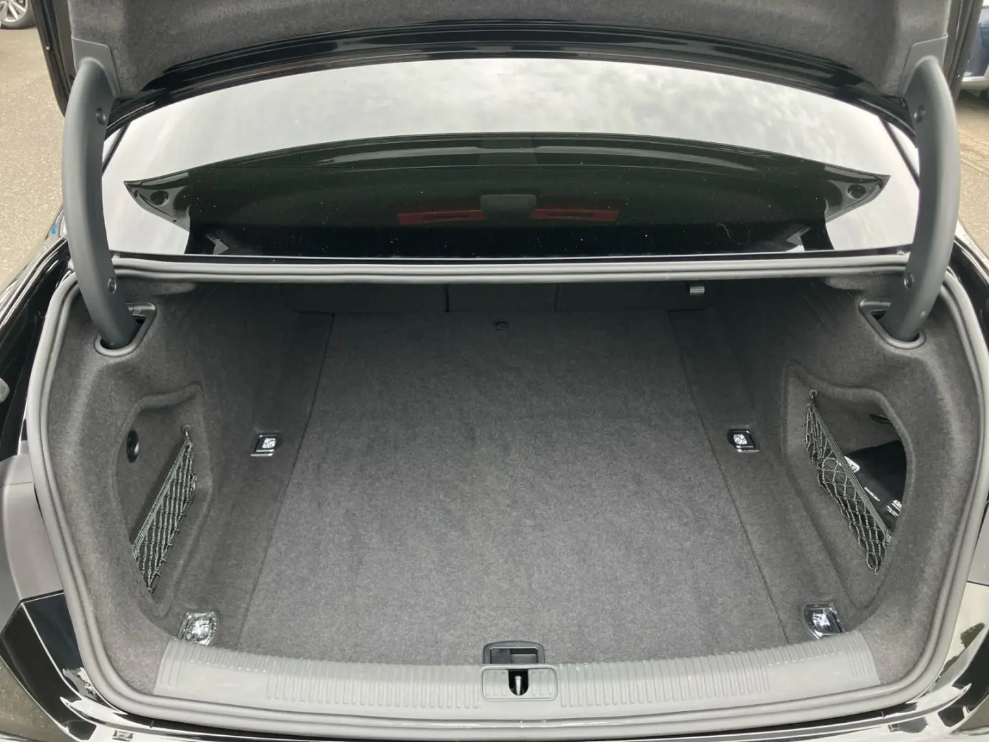 A4 Limousine advanced 40 TFSI S-tronic   Matrix