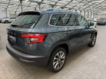 Karoq 1.5 TSI  Clever DSG Kamera CarPlay