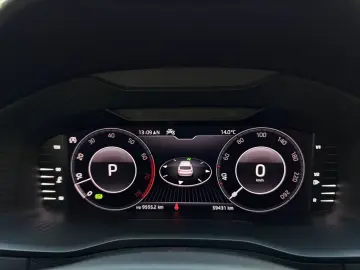 Karoq 1.5 TSI  Clever DSG Kamera CarPlay