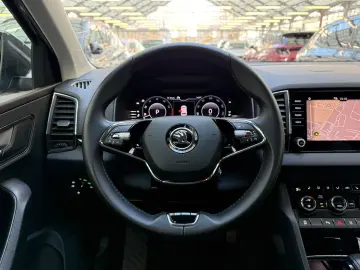Karoq 1.5 TSI  Clever DSG Kamera CarPlay