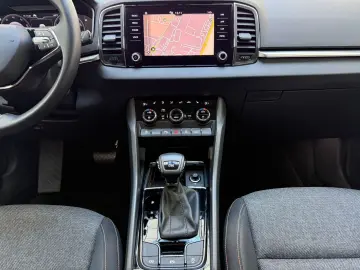 Karoq 1.5 TSI  Clever DSG Kamera CarPlay
