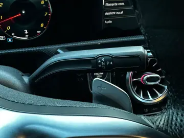 Mercedes-Benz CLA 220