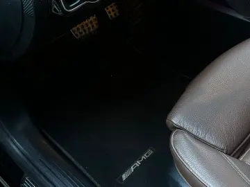 Mercedes-Benz CLA 220