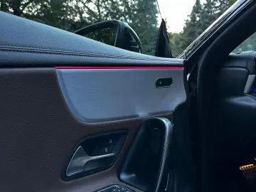 Mercedes-Benz CLA 220