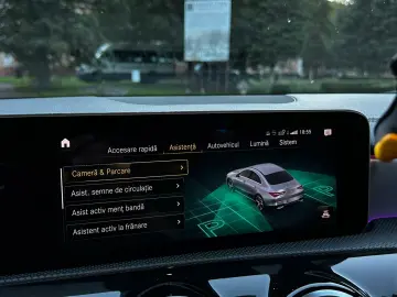 Mercedes-Benz CLA 220