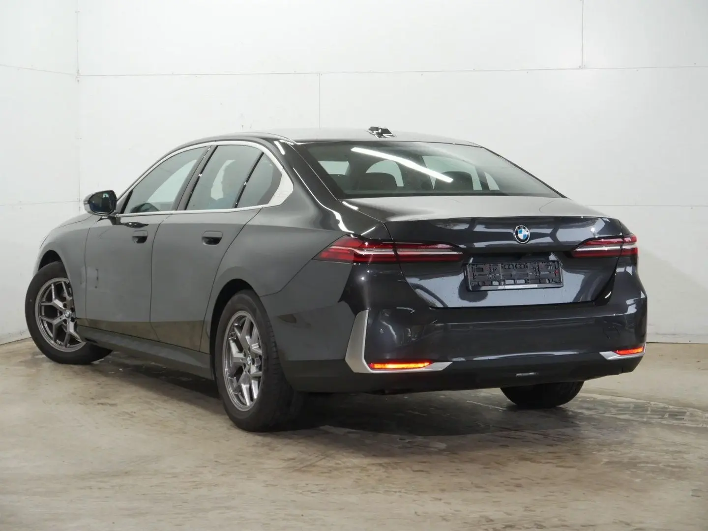 520d Lim ACC H K 4ZK 360 SHZ QI KZU HUD Memory