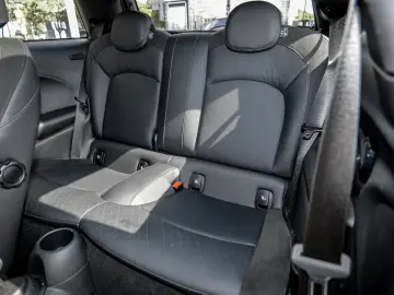 Cooper SE 3-Türer HUD PANO RFK NAVI Standh. LED