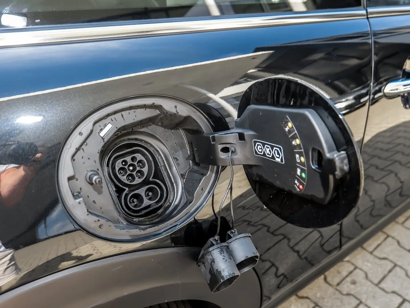 Cooper SE 3-Türer HUD PANO RFK NAVI Standh. LED