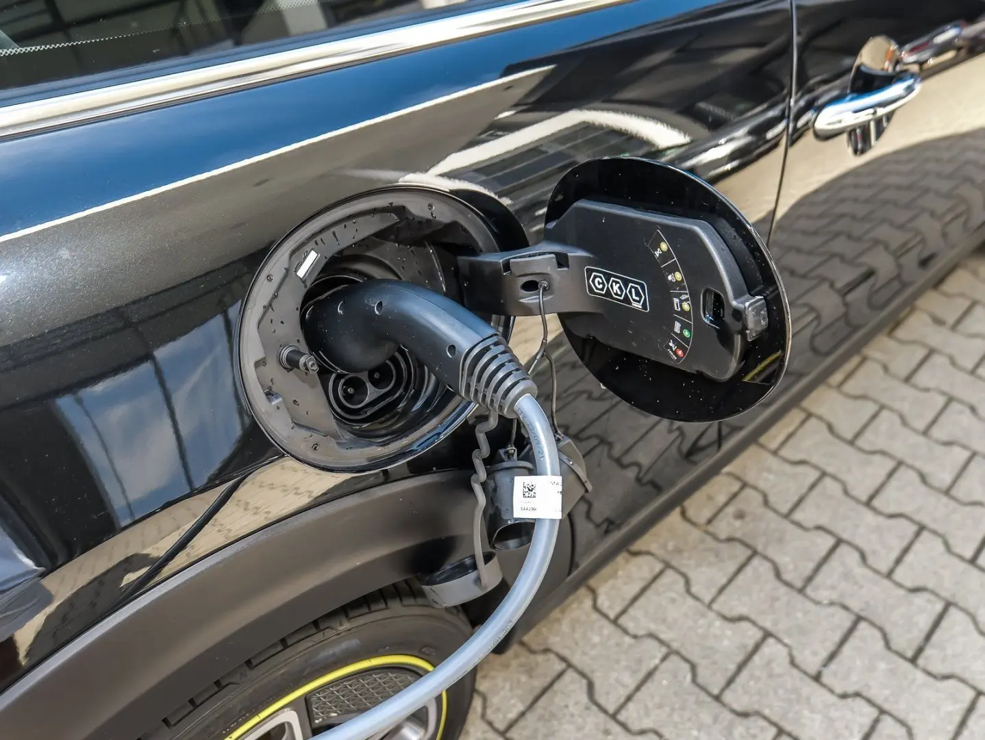 Cooper SE 3-Türer HUD PANO RFK NAVI Standh. LED