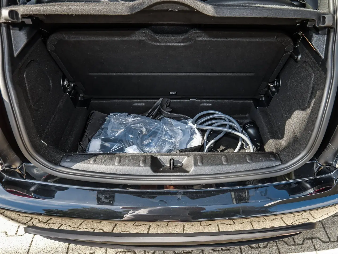 Cooper SE 3-Türer HUD PANO RFK NAVI Standh. LED