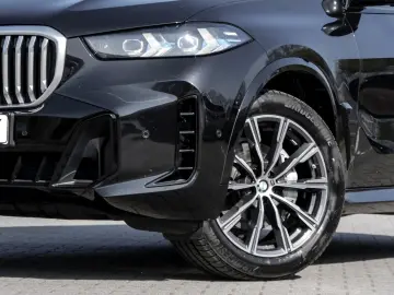 X5 xDrive30d M SPORT 7Sitzer H K AHK PANO DA PRO