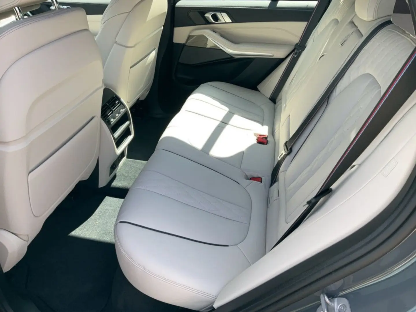 X5 xDrive40i M SPORTPAKET PRO KAMERA H K 20  AHK