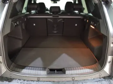 DACIA BIGSTER 1.8 Hybrid 155 Journey