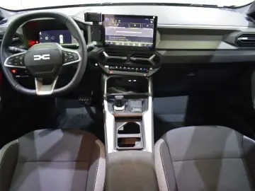 DACIA BIGSTER 1.8 Hybrid 155 Journey