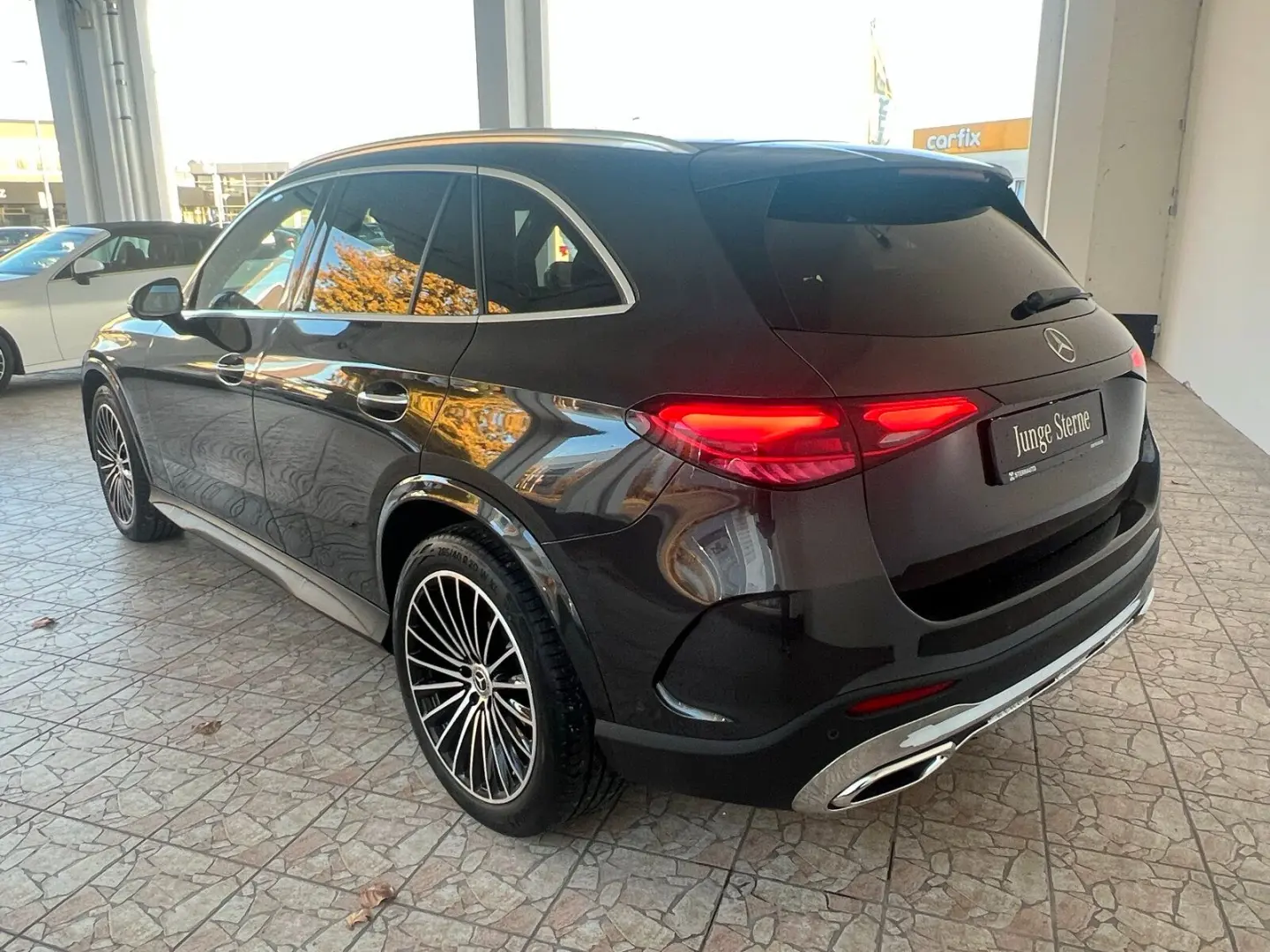 GLC 300 d 4M AMG Line Pano-Dach Distronic Kamera