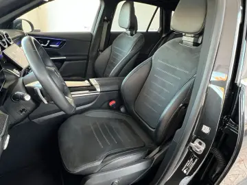 GLC 300 d 4M AMG Line Pano-Dach Distronic Kamera