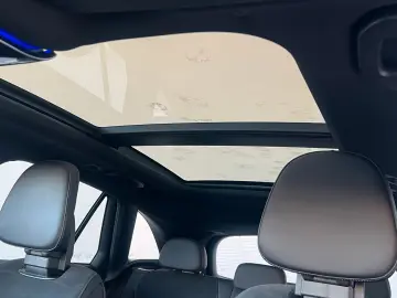 GLC 300 d 4M AMG Line Pano-Dach Distronic Kamera