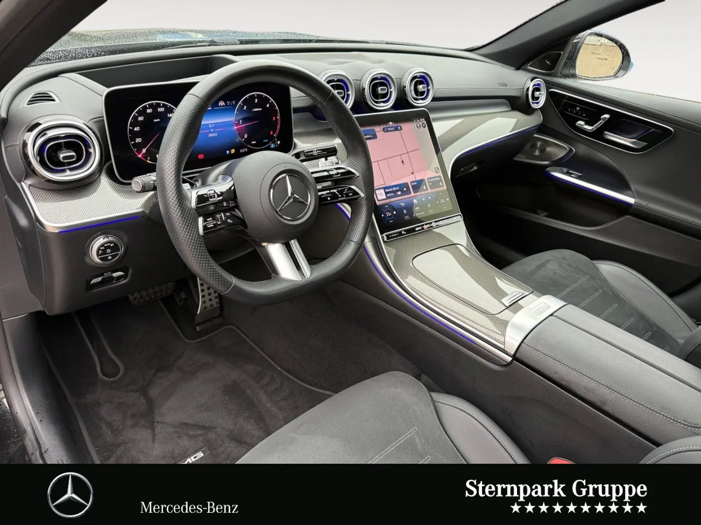 C 300 d 4M AMG Pano Distro HuD AHK HAL 360 Memo