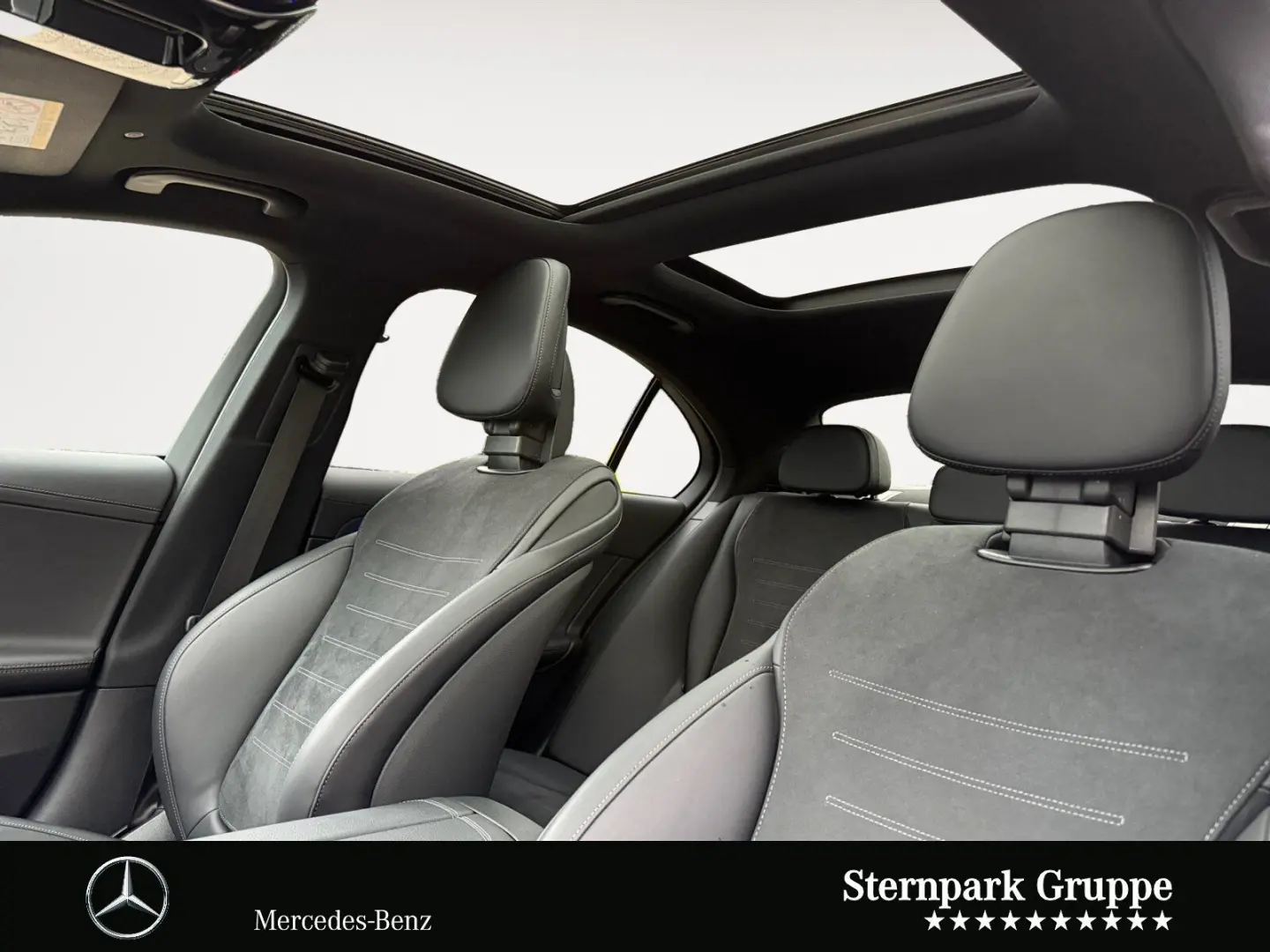 C 300 d 4M AMG Pano Distro HuD AHK HAL 360 Memo