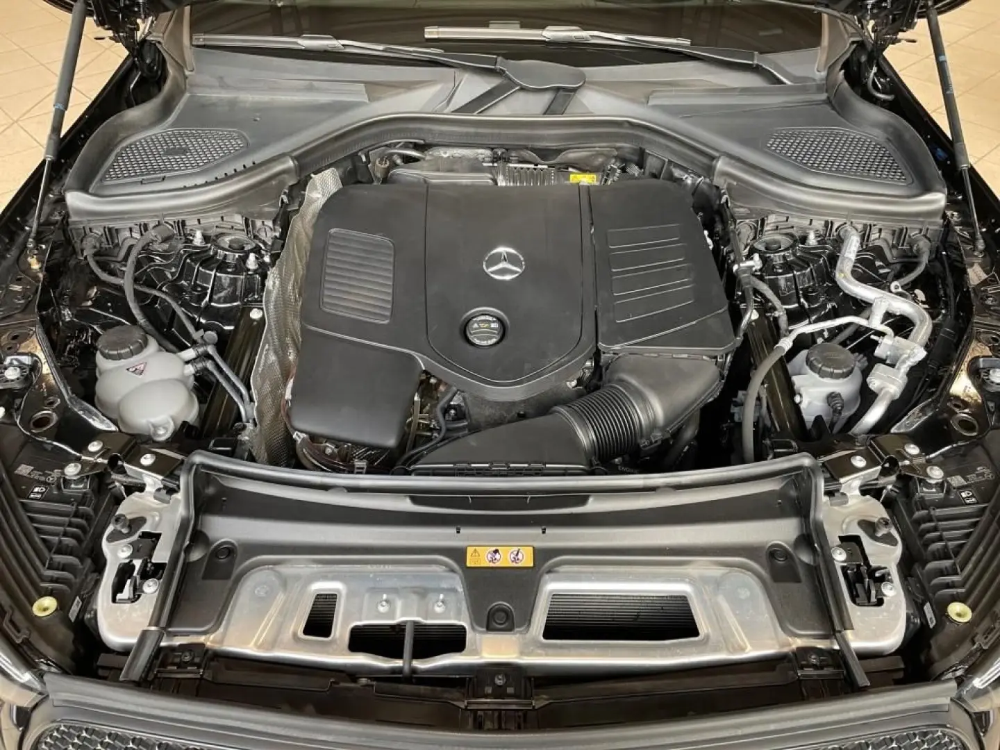 GLC 300 4M AMG MBUX Memory Night Ambiente KAMERA