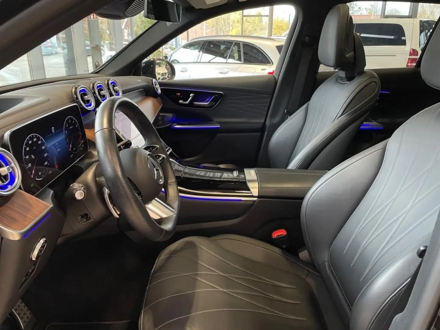 GLC 300 4M AMG MBUX Memory Night Ambiente KAMERA